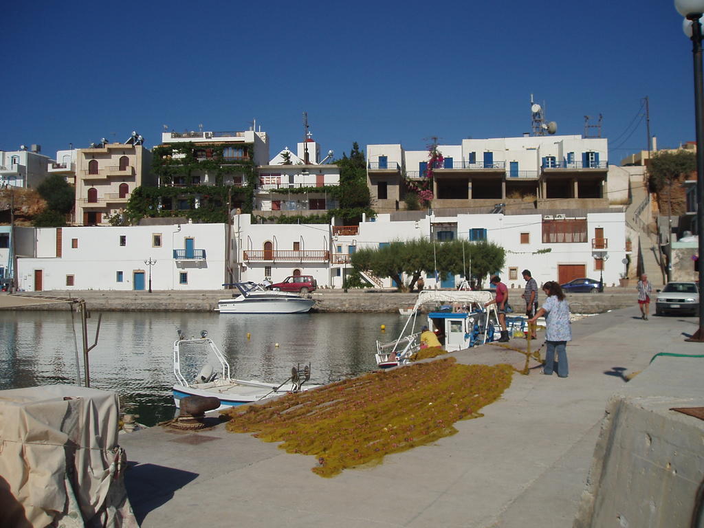 Τhe White Houses Makrýgialos Exteriör bild